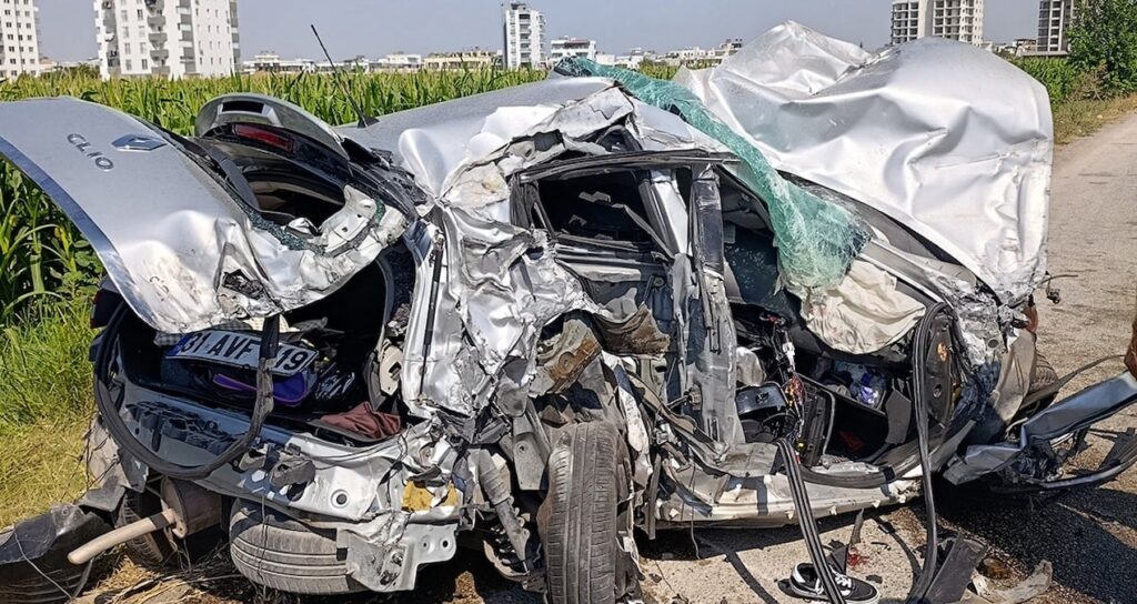 adanada zincirleme kaza YYUXzd13