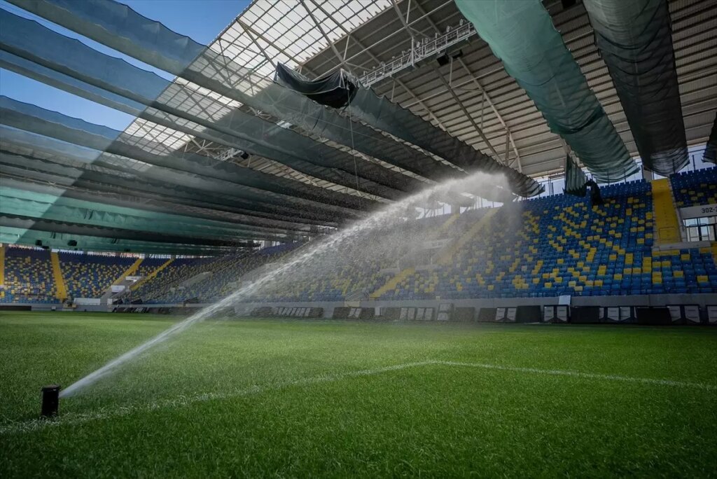 eryaman stadinin zemi yenilendi w17NPHvb