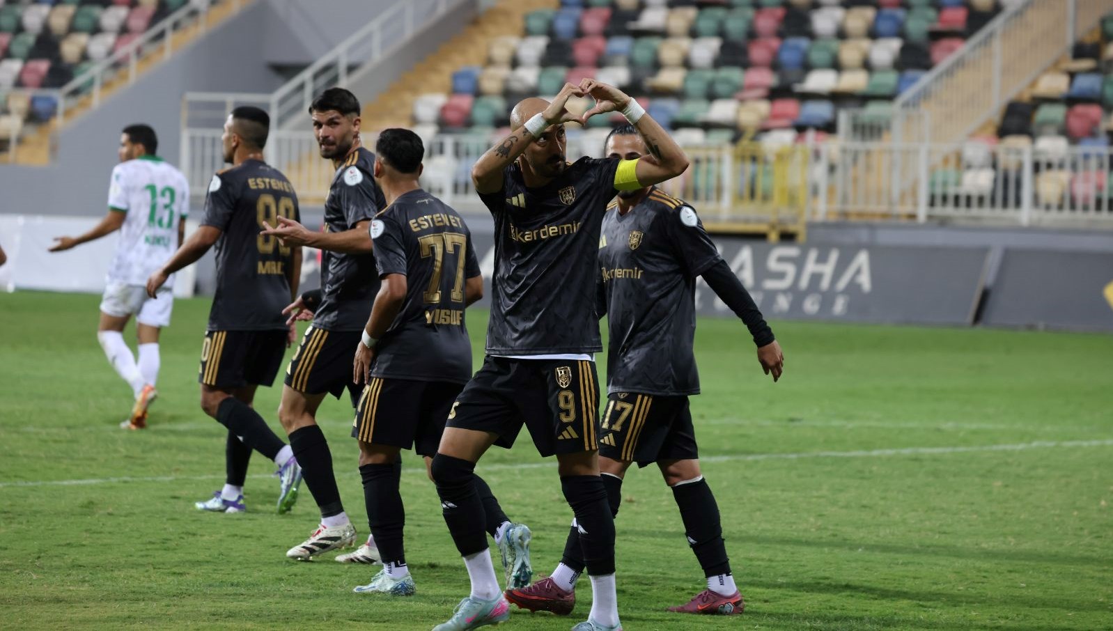 aliaga fk ve menemen fk kupada turladi LVyFc3Wp