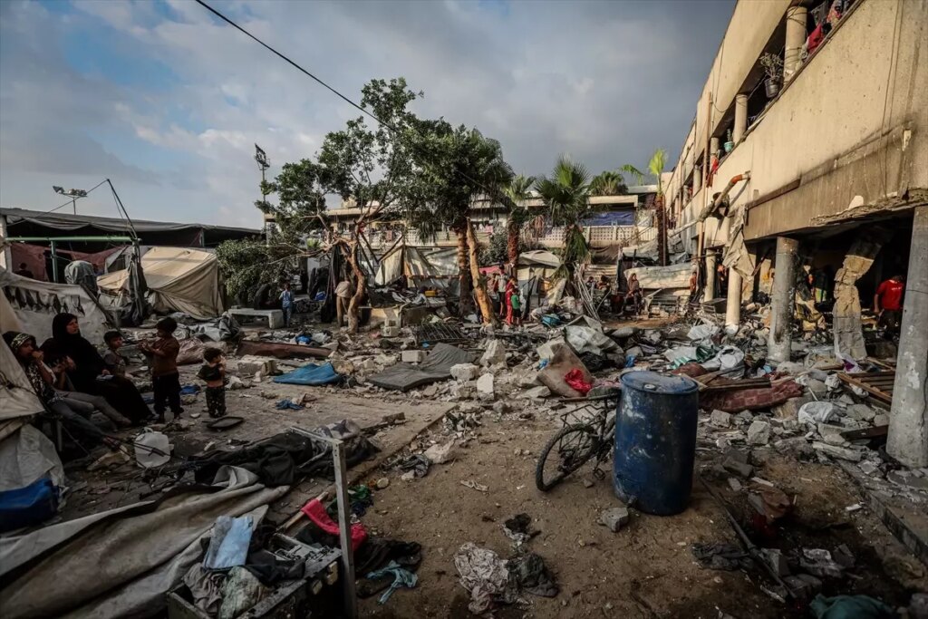 gazzede israil saldirilari 14 olu aYlyTbkE