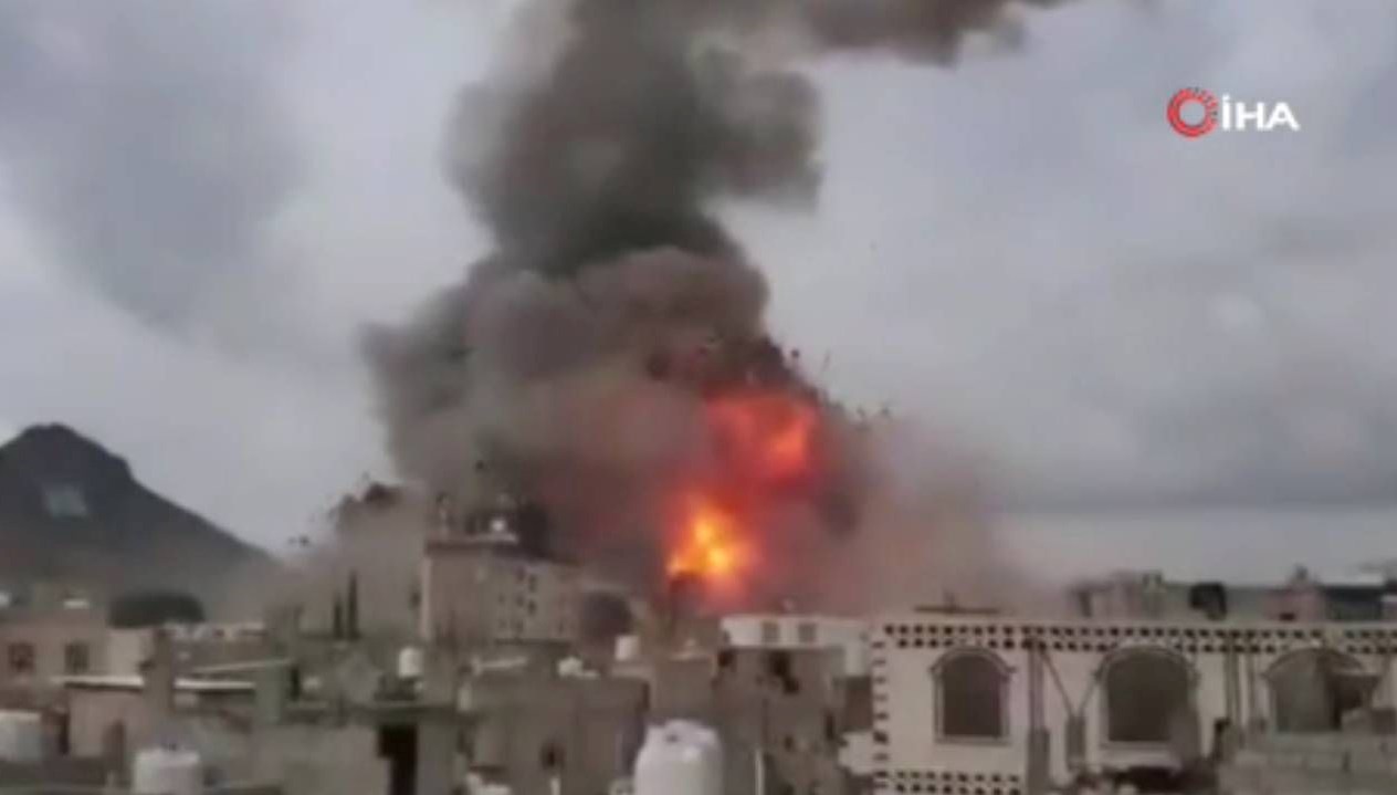 israil yemenin baskenti sanayi vurdu clOSaI2s