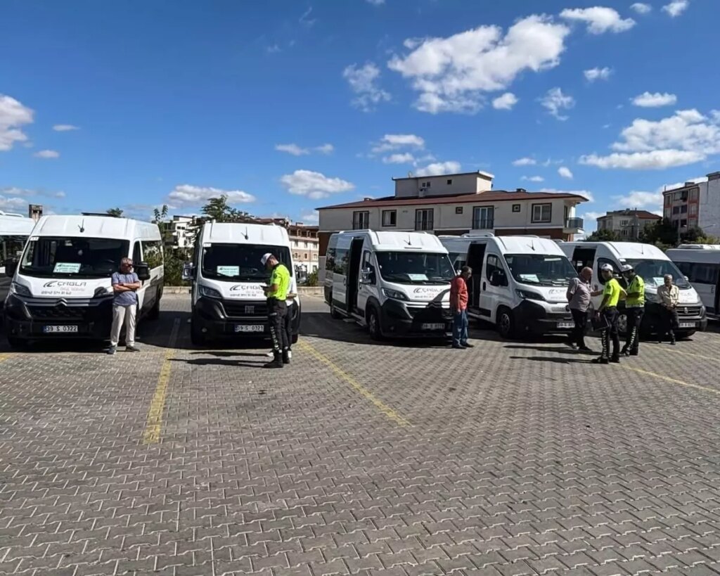 kirklarelinde servis suruculeri egitildi 23zr73aR