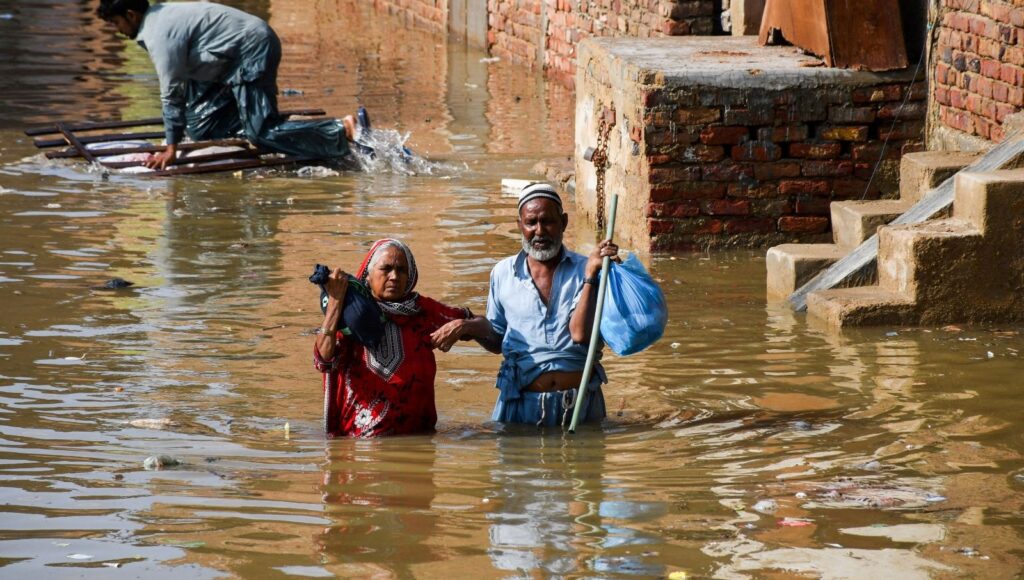 pakistanda muson yagislarinda can kaybi 905e yukseldi Y1LA6W3C