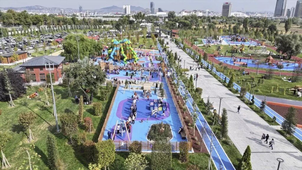 Atatürk Çocukları Parkı 750 Bin Ziyaretçi Ağırladı