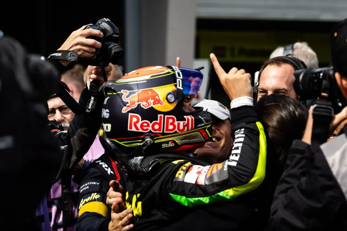 ayhancan guven dtmde sampiyonluk kazanarak tarihe gecti F3NlhvxJ