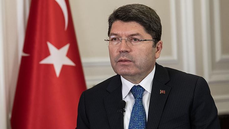 Bakan Tunç’tan CHP’nin meclis açılışını protestosuna tepki: Bu tavrı milletimiz tasvip etmeyecektir