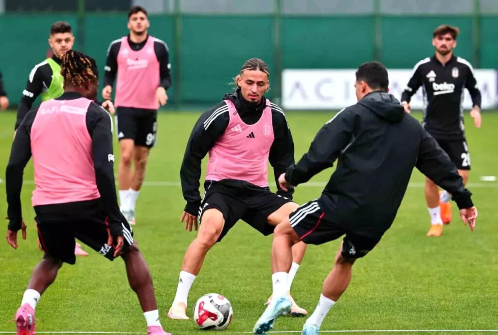 besiktas konyaspor maci hazirliklarina basladi i6amjh3r.jpg