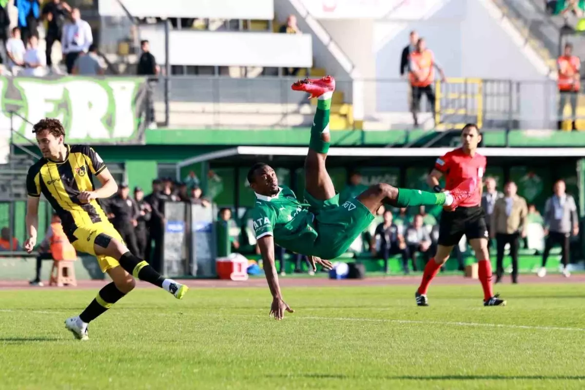 igdir fk istanbulsporu 2 1 yendi tXxa8788