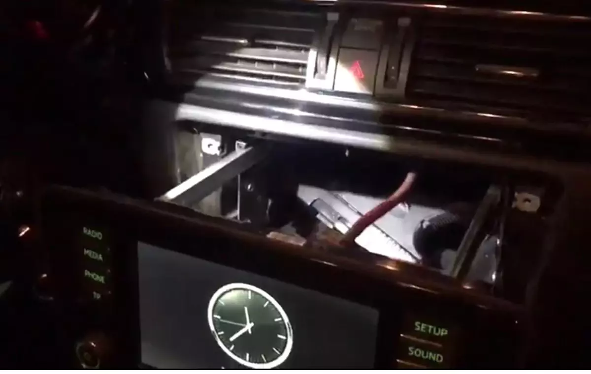 izmirde uyusturucu operasyonu 465 gram kokain ele gecirildi NgXvucEp.jpg