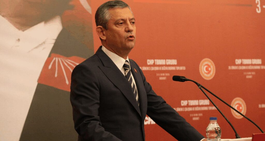 Özel’den CHP’li vekillere uyarı: ‘Hazırlıklı olun, yandaş basına sızdıracaklar’