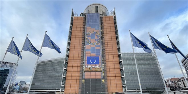 ab komisyonu 2025 turkiye raporunu acikladi DUtXwfnf.jpg