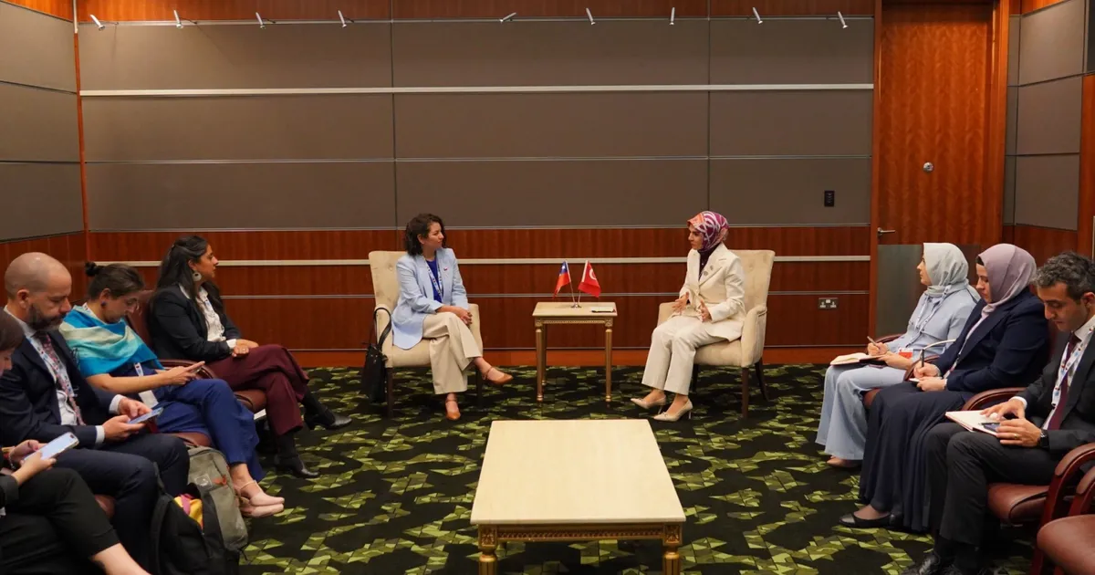 bakan goktas 2 dunya sosyal kalkinma zirvesi icin katarda Mam9mZ4y.webp