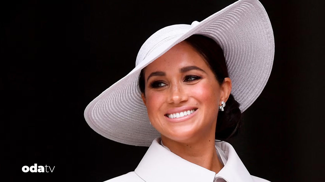 duses meghan markle setlere geri dondu yeni film qenvsNvT.jpg