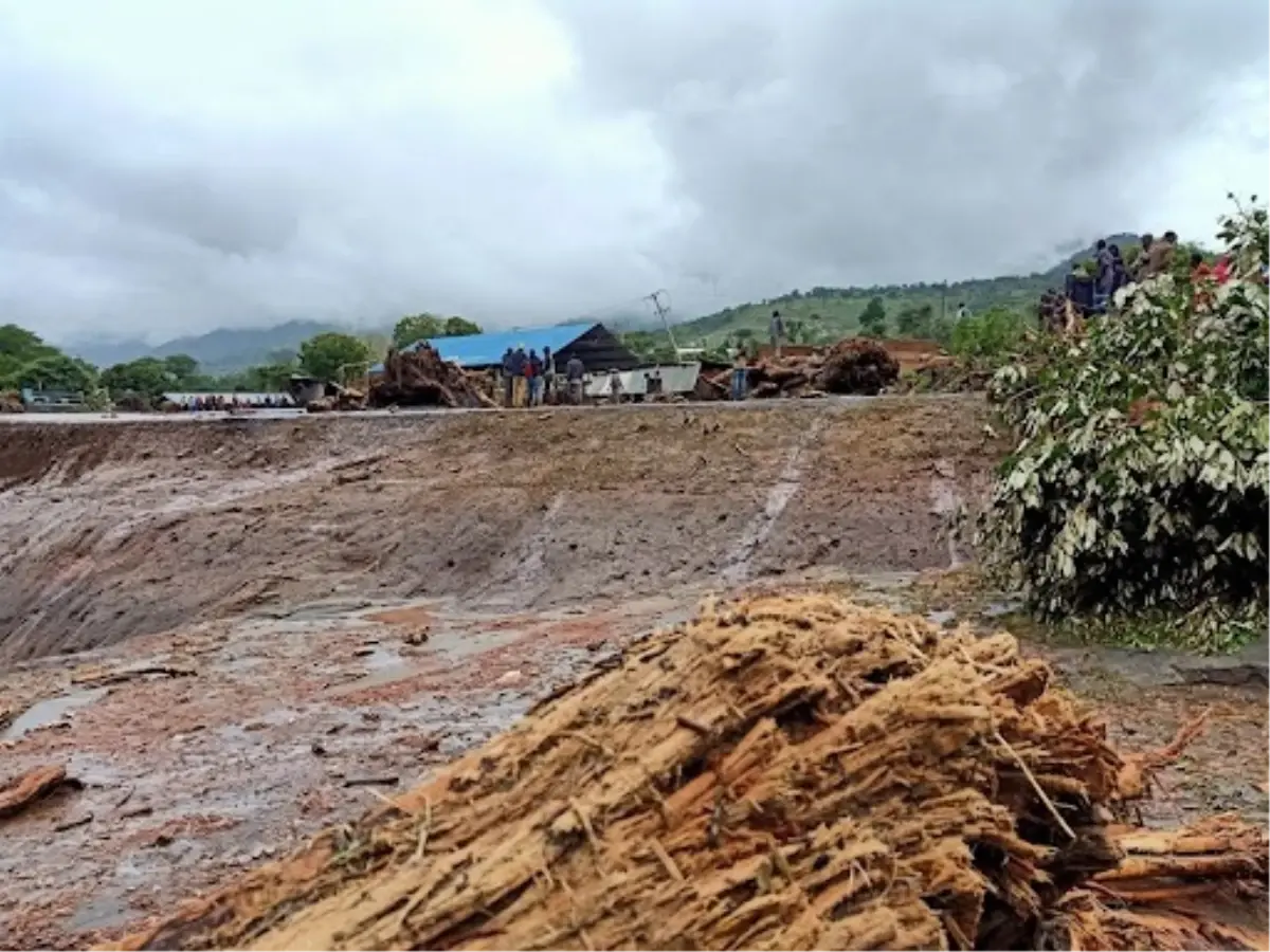 kenyada toprak kaymasi 26 olu D5dcG6h4.jpg