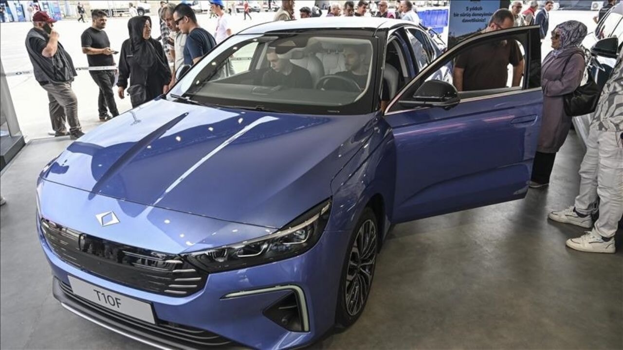 t10f ekimde en cok satilan ilk 10 otomobil listesinde V6OH4CM6.webp