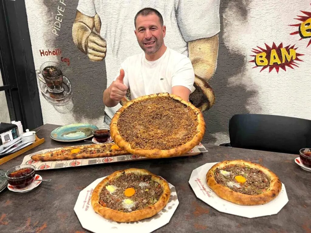 trabzonun elmali pidesi geleneksel tatlara modern dokunus 4LiBSl7f.jpg