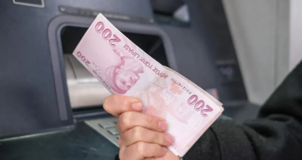 Bu mesleklerin tamamına 30 bin TL seyyanen zam geliyor