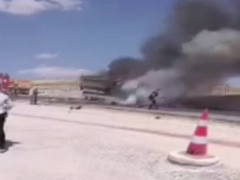 Son dakika ankara keciorende hafriyat kamyonlari carpisti yaralilar var XPeG5qUP